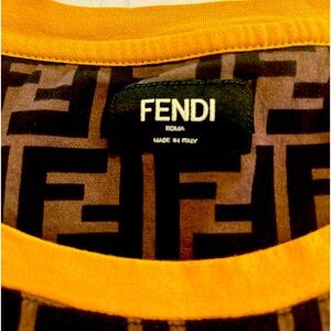 FENDI FF men’s XXXL T-shirt bag included